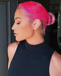 Hard Kill” movie premiere glam💁🏻‍♀️ -...