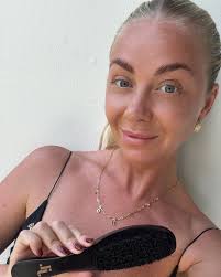 THE JL SLEEK 💌 My sleek era is here to stay. Drop 2 is