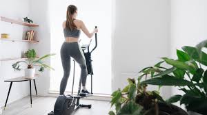 Ein möglichst einfach zu bedienender trainingscomputer mit grundanzeigen wie der herzfrequenz, der zurückgelegten strecke, der trainingsdauer und der geschwindigkeit sollte es in jedem fall sein. Der Beste Crosstrainer Im Test Vergleich 2021 Focus De
