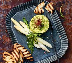 weisse spargeln mit avocado tatar rezept avocado tatar spargel rezepte