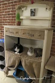 Katzenhaus Selber Bauen 40 Preisgunstige Und Praktische Upcycling Ideen Bauanleitung Katzen Haus Katzenhaus Selbstgemachte Pluschtiere