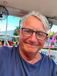 awesome place to eat & party