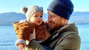Un día significativo y que el nieto de isabel ii ha querido tener en cuenta para comunicar la misma noticia que dio en su día su madre. El Principe Harry Expresa Su Preocupacion Por El Futuro De Su Hijo Archie En Una Emotiva Carta