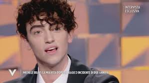 Listen to michele bravi in full in the spotify app. Michele Bravi E Il Suo Incidente Verissimo Video Mediaset Play