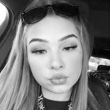 Brooke Luna's Instagram, Twitter & Facebook