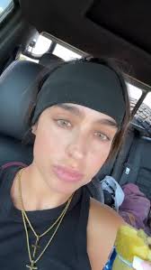 just hanging out with my first born @imaraisbeauty