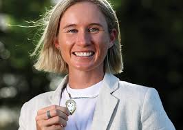 Beth Mooney named best Australian women's cricket player