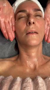 ⚠️ WARNING: Don’t book this facial if you enjoy feeling stressed, tired and  running