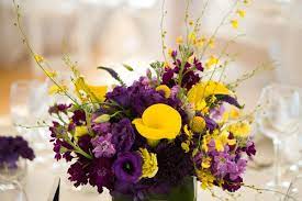 Photo Via Project Wedding Decoracao De Casamento Amarelo Casamento Amarelo Casamento Roxo E Amarelo