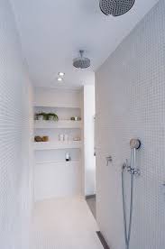 J Aime Bien Ce Genre De Salle De Bain Avec La Douche Ouverte Badkamer Badkamer In Slaapkamer Badkamer Zonder Raam