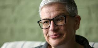 The Return of TV's Unlikeliest Heroine: Abby McEnany's Depressed Dyke