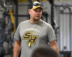 Strong in the trenches, St. Helens hopes to reach Week 9 with playoff life:  2019 football preview