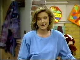 It was poorly received by both critics and audiences. Courtney Thorne Smith