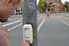 Street Pong Ampel In Hildesheim Testphase Startet Ampel Fussgangerampel Fussganger