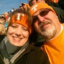 Dianna Bray's Instagram, Twitter & Facebook