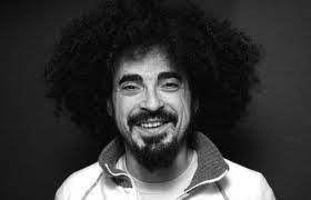 Caparezza, nome d'arte di michele salvemini (molfetta, 9 ottobre 1973), è un cantautore, rapper e produttore italiano. Facebook