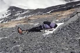 Francys Arsentiev's body was among the most famous on Everest. Mountaineers  who passed the body for all the 9 years it was there, nicknamed her the sleeping  beauty, because she appeared as
