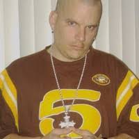 Andrew Schott's Instagram, Twitter & Facebook