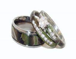 Mossy Oak Wedding Sets Camo Wedding Ring Sets For Her 3 Elegant Jewelry Style What Is Th Camo Wedding Rings Sets Camo Wedding Rings Camo Engagement Rings
