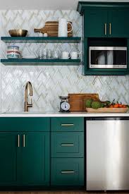 Esse formato proporciona ainda mais praticidade para o dia a dia e pode ser usada inclusive em cozinhas pequenas, aproveitando cada cantinho do ambiente de uma maneira funcional e organizada. Cozinha Planejada Pequena Descubra 60 Modelos Fotos E Projetos