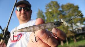 Take two or three turns around both lines passing through the open loop each time. 3 Unique Ways To Use A Bobber Stopper For Bass Fishing Wired2fish Com