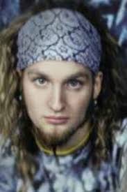 These guys are the ultimate post-grunge band.