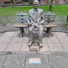 The park contains the alan turing memorial statue, which depicts the father of modern computing sitting on a bench at a central position in the park. Alan Turing Memorial Statue City Centre 0 Tipps