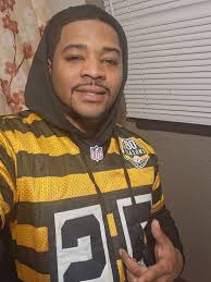 I'll tell you what !!! Even them Texan fans would rather drink that IC  light than that Texas crap !!! #Steelers #SteelersNation #herewego  #HereWeGoSteelers #playoffs #yinzer #pittsburgh #iclight