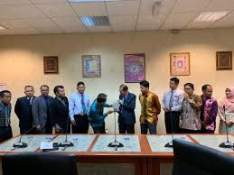 Dalam sejarah umat manusia, mungkin belum ada contoh peradaban yang dapat tumbuh besar tanpa bahkan hingga hari ini, hasil karya mereka masih menjadi landasan hampir semua cabang ilmu pengetahuan di dunia. Pdtsps On Twitter Kunjungan Hormat Lembaga Hasil Dalam Negeri Lhdn Cawangan Bukit Mertajam Ke Pdtsps