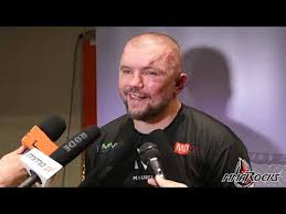 His birthday, what he did before fame, his family life, fun trivia facts, popularity rankings, and more. 0gljxsoecwwhjm