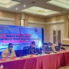 We did not find results for: Sekretaris Daerah Provinsi Lampung Membuka Rapat Koordinasi Tpakd Tim Percepatan Akses Keuangan Daerah Provinsi Lampung Tahun 2021 Pemerintah Provinsi Lampung