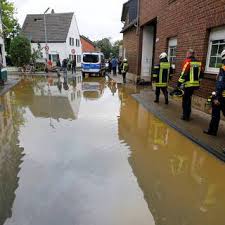 Ранее генеральное консульство рф в бонне сообщало со ссылкой на официальные данные, что в западных землях германии более 1300. 8f4n61kb U9zwm