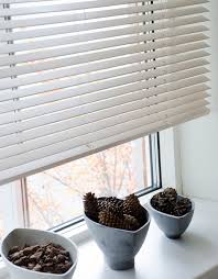 Below are the details for ted the. Wooden Venetian Blind White Glaze Slat Width 27 Mm Extra High Welcome To Hasta Home