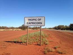 For example, the tropical parts of australia (the northern parts of queensland, western australia and the northern territory) have wet and dry seasons. Tropic Of Capricorn