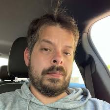 Snitching at work is crazy, you wasn't even paid extra for that😂