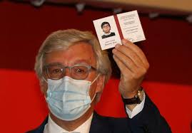 Poi ancora in miele di valeria golino è come un pusher di anime stanche di vivere per l' amica jasmine trinca; Ricordando Giancarlo Siani Consegnato Il Tesserino Da Professionista Ai Famigliari Ordine Dei Giornalisti