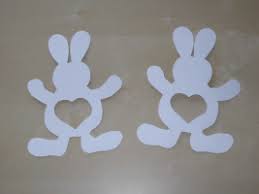 8 vorlagen und 1 kreidestift lassen fantastische. Hase Mit Herz Fensterbild Basteln Zu Ostern