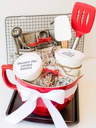 If you know a busy mom, stressed business woman, generous care taker, or stressed student, send them my basket company offer bath and body gift baskets for her, him and couples. Culinary Gift Basket Ideas Diy