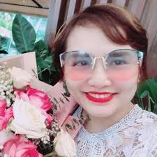 Old lady shocks him with talent Old lady does a crazy backbend and then  reveals who she truly is.