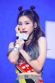 Bitte nicht lange favorisieren☺️ proofs können gesendet werden. Yuna Yeji Chaeryeong Ryujin Lia Itzy Itzylia Itzyyeji Itzyyuna Itzychaeryeong Itzyryujin Jyp Twice Girlgroup Kpop Jypnewgirlg Itzy Kpop Girls Kpop Girl Groups