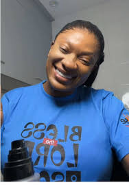 Practical: Activeness of the @QM BEAUTY Face Freeze (makeup sealant). ...