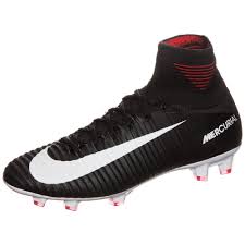 Met tien sterke merken, waaronder copa, predator, x en nemeziz verhoog je je kans om je speeltechniek optimaal te beheersen. Sin Alterar Apaciguar Azotado Por El Viento Voetbalschoenen Nike Saber Cascada Cayo