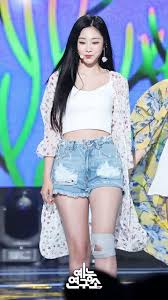 Vocalist and lead dancer of the kpop band lovelyz. Lovelyz Jisoo Kpoplocks Hd In 2020 Kpop Girls Girls In Mini Skirts South Korean Girls