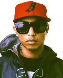 Juelz Santana photographed by Brennan Cavanaugh during a portrait session  for The Source Magazine