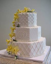 Daffodils Lacy Wedding Cake Love Cake Topper Daffodil Wedding Cool Wedding Cakes