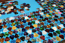 How To Make A Diy Guitar Pick Table In 2020 Guitar Picks Diy Diy Projects Tutorials Guitar Pics