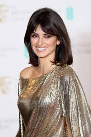 Born 28 april 1974) is a spanish actress and model. Penelope Cruz Ose Le Blond Platine On N Y Croit Pas Photos
