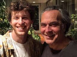 El masterchef Nicolás Coronado, famoso por partida triple: pintor, modelo y  con un flechazo en directo