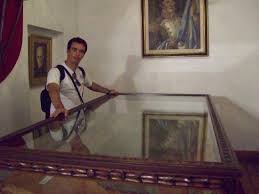 There are multiple interpretations on the reasons for those colors. Bandera Argentina Que El Gral Belgrano Enarbolo Por Primera Vez En 1813 Fotografia De Sucre Chuquisaca Department Tripadvisor