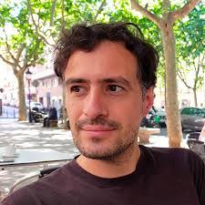 CONOZCAMOS A PATO MENA